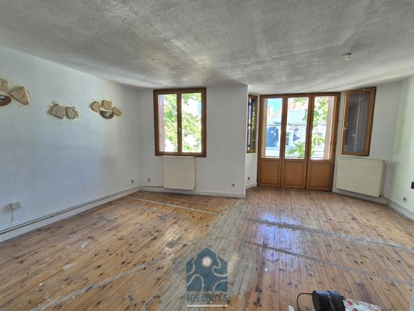 Immeuble de 4 appartements terrasses et caves