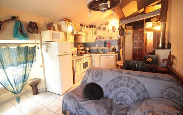 Vente Immeuble avec local commercial et potentiel à rénover Saint-laurent-de-cerdans   