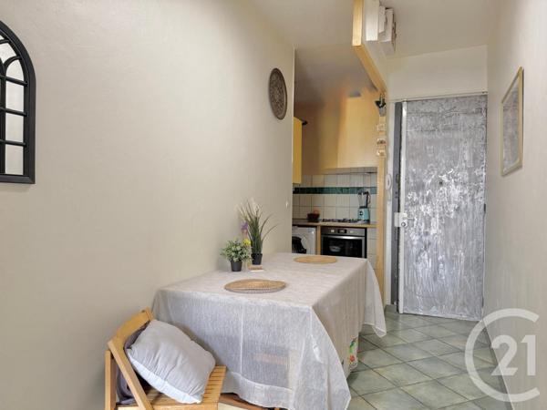 Appartement T3 à vendre  3 pièces - 49 m2 MARSEILLE - 13001
