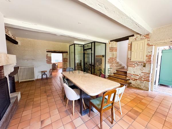 Maison 8 pièce(s) 5 chambre(s) 340 m²