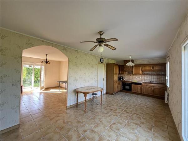 Maison à vendre 249 900 € Saint-Georges-de-Didonne 4 p 86 m² DPE D