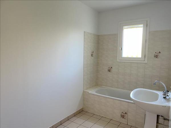 Maison à vendre 249 900 € Saint-Georges-de-Didonne 4 p 86 m² DPE D