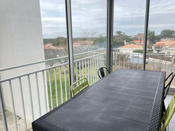 Appartement à vendre 276 120 € Saint-Georges-de-Didonne 3 p 62 m² DPE E
