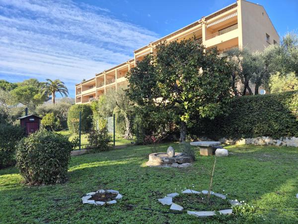 Appartement 2 pièces - 48 m² Exclusivité efficity