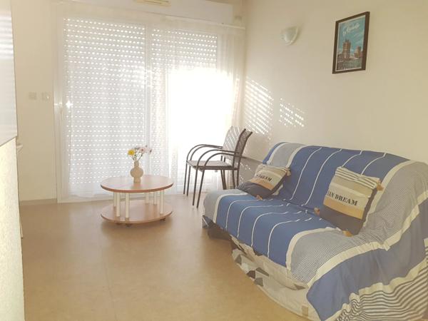 T2 MEUBLÉ AVEC BALCON ET PARKING