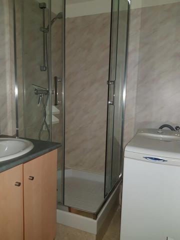 T2 MEUBLÉ AVEC BALCON ET PARKING