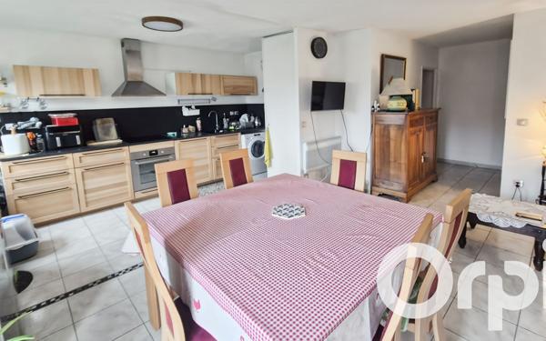 Appartement à vendre    4 pièces • 7,75 m2 Pont-Saint-Esprit