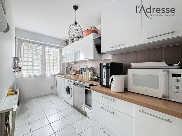 Appartement 3 pièces 63 m² avec balcon, cave et parking - Rueil-Malmaison (proche Suresnes)