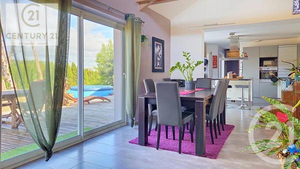 Maison à vendre  7 pièces - 165,80 m 2   NEUVELLE LES CROMARY  - 70