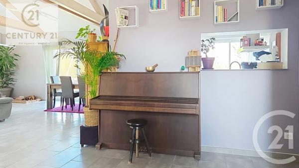 Maison à vendre  7 pièces - 165,80 m 2   NEUVELLE LES CROMARY  - 70