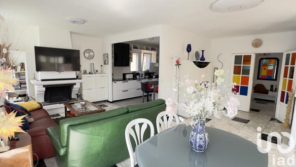 Maison à vendre 6 pièces 159 m² Hyères