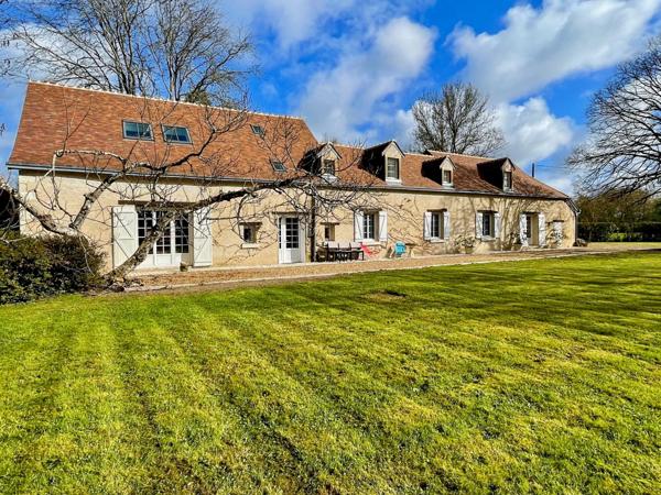 Demeure d'exception de 6 chambres et 385 m² sur un terrain de 1,6 ha