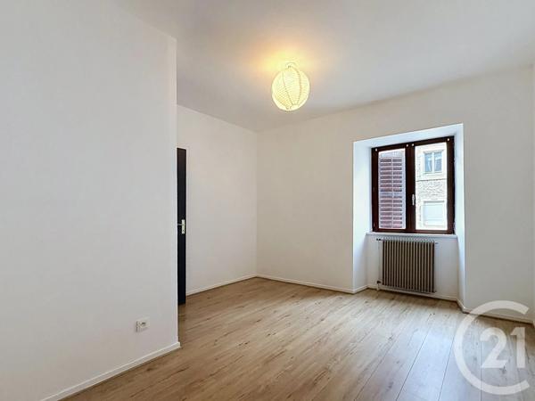Appartement F3 à vendre  3 pièces - 65,04 m 2   COUTHENANS  - 70