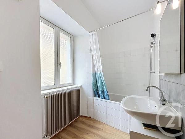 Appartement F3 à vendre  3 pièces - 65,04 m 2   COUTHENANS  - 70