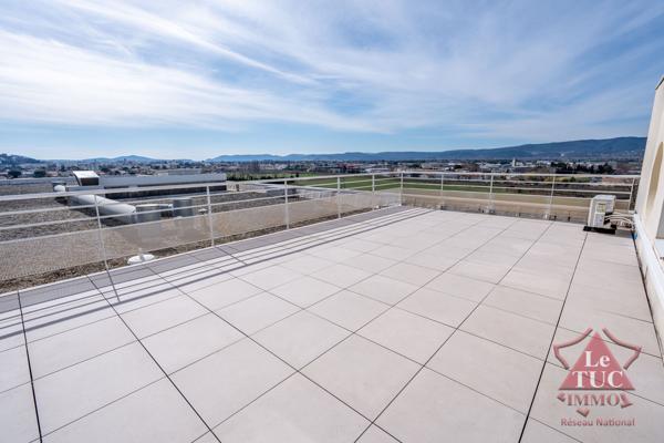 Montélimar – Duplex en Rooftop avec Vue Panoramique  Montélimar (26200)