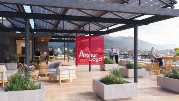 Bureaux et commerces à louer à Saint Martin d'Hères proche Neyrpic lumineux