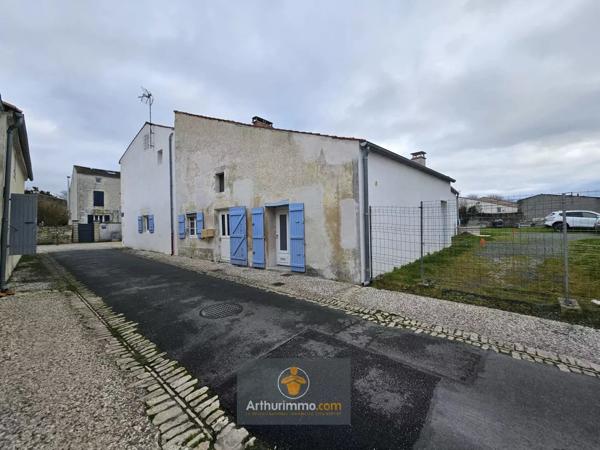 Vente Maison 6 pièces 199 m2 à Courçon