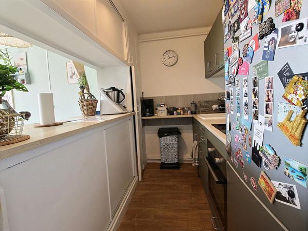 Appartement T2 bis avec balcon parking au pied de la résidence