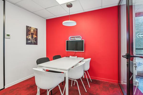 Bureaux à louer à Paris proches commerces et transports quartier Passy