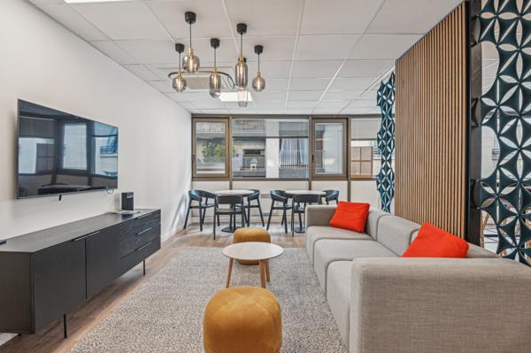 Bureaux à louer à Paris proches commerces et transports quartier Passy