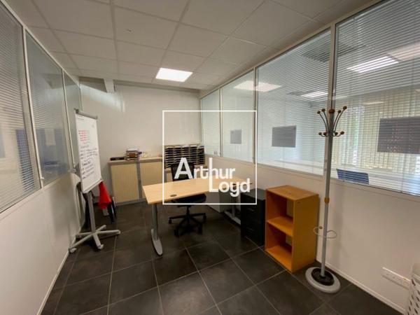 Bureaux à louer à Saint-Jean - espaces lumineux et accès direct aux axes routiers