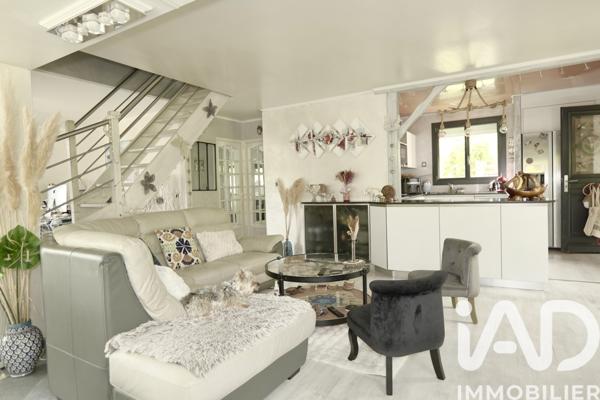 Maison à vendre 5 pièces 73 m² Saint-Leu-la-Forêt