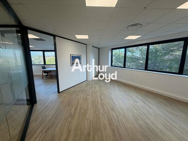 Ecoryzon - Bureaux rénovés 424.96 m² en R+1 à vendre - Sophia Antipolis