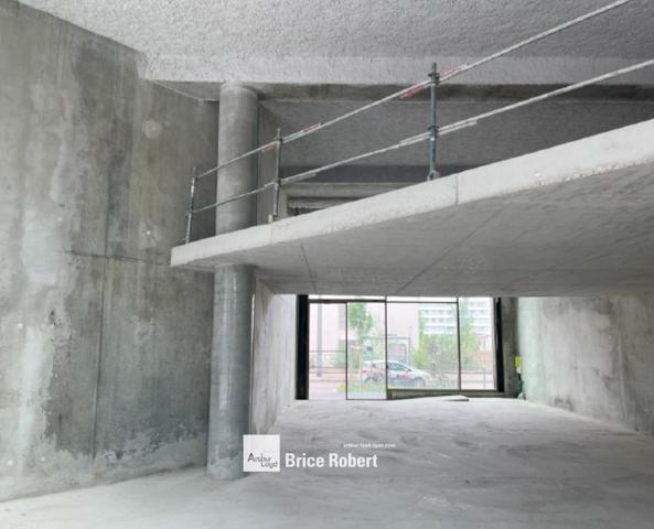 Bureaux à louer en RDC à Villeurbanne au cœur du Carré de Soie