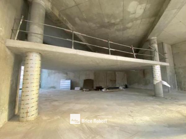 Bureaux à louer en RDC à Villeurbanne au cœur du Carré de Soie