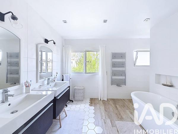 Maison à vendre 6 pièces 139 m² Le Plessis-Trévise