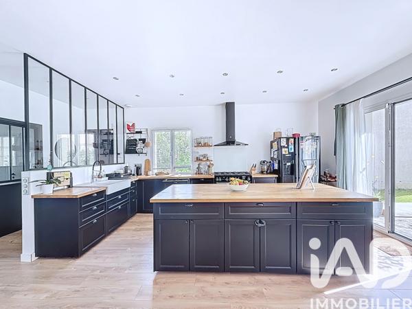 Maison à vendre 6 pièces 139 m² Le Plessis-Trévise