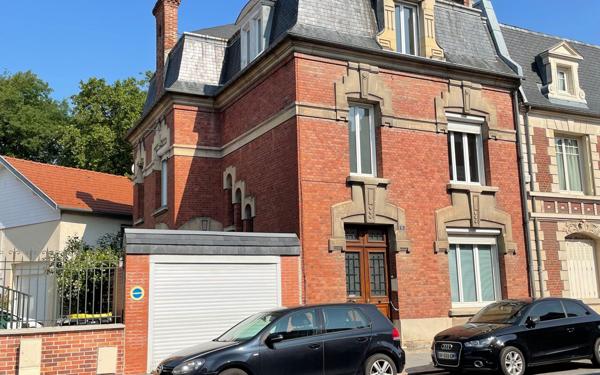 Maison à vendre    6 pièces •  Chauny