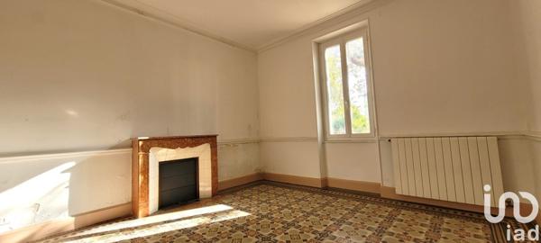 Maison de village 6 pièces de 102 m² à Camaret-sur-Aigues (84850)