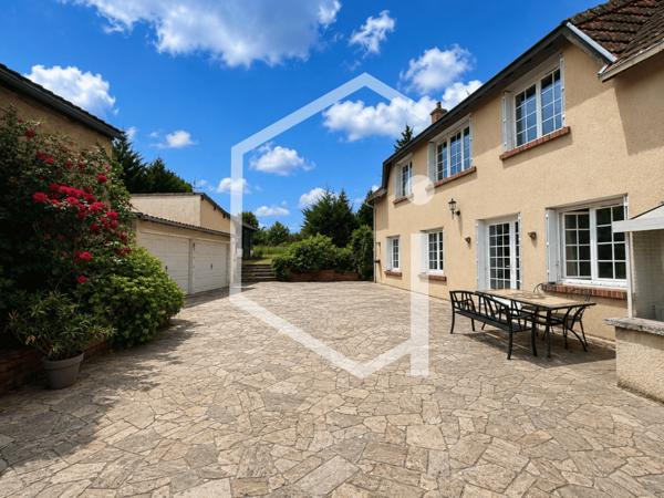 Maison de village 5 pièce(s) 4 chambre(s) 157 m²