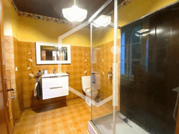 Maison de village 5 pièce(s) 4 chambre(s) 157 m²