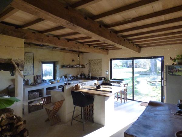 Maison pierres 280 m² vue 360° et vue Pyrénées sur 3 923 m²