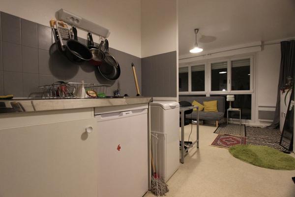 UN STUDIO DE CENTRE-VILLE LOUÉ, EN PARFAIT INVESTISSEMENT LOCATIF. - A QUIMPER Quimper CENTRE Quimper PROCHE CENTRE