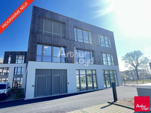 PACE - ZAC LES TOUCHES - A VENDRE 283 M²