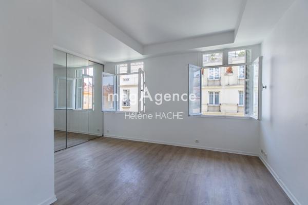 Appartement à NICE, 06000 - 2 pièces 52m²