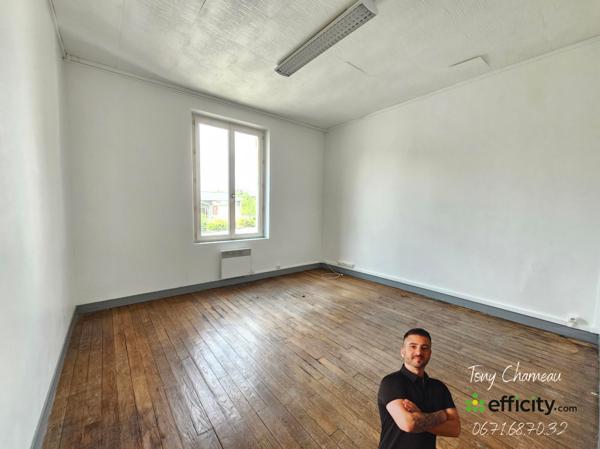 Local Commercial 8 pièces - 123 m²