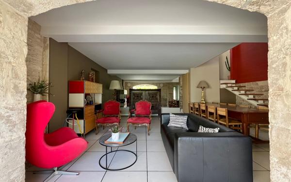 Maison à vendre    6 pièces •  Niort