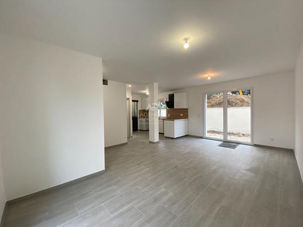Maison à louer à Pontoise - 6 pièces, 4 chambres Loyer 1 850 €/mois charges comprises **  - Référence  MG11283