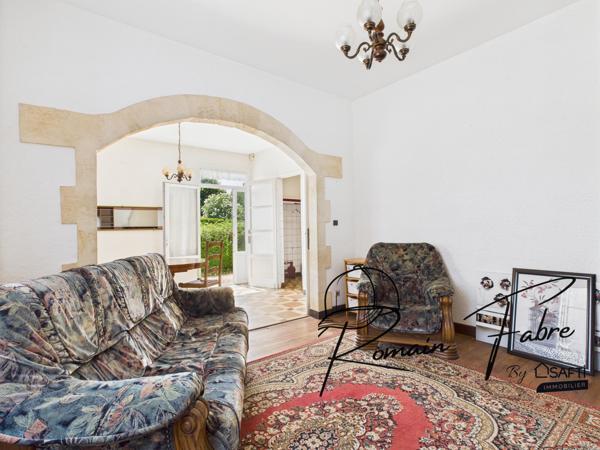 Maison en pierre avec 2 chambres, cadre bucolique et très grand garage