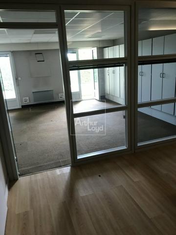 VENTE - plateau de bureaux en rez de chaussée