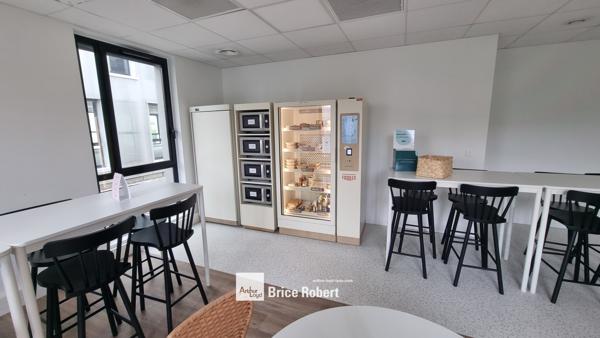 Location bureaux rénovés et lumineux à Villeurbanne