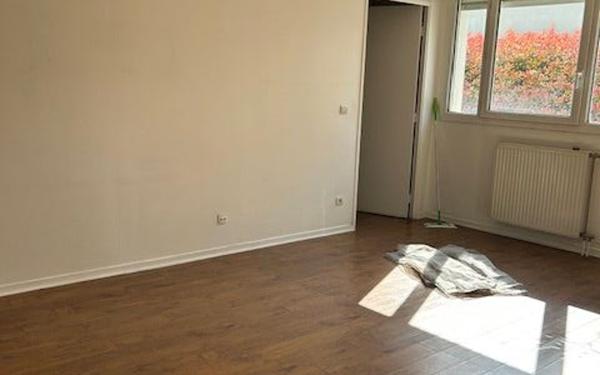 Appartement à louer    2 pièces • 42,65 m2 Fontenay-sous-Bois