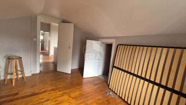 Maison Brie Comte Robert 7 pièce(s) 190 m2