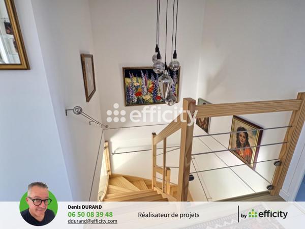 Maison
         6 pièces
        - 108 m² 549 000 € *