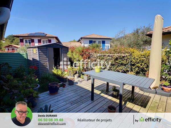 Maison
         6 pièces
        - 108 m² 549 000 € *