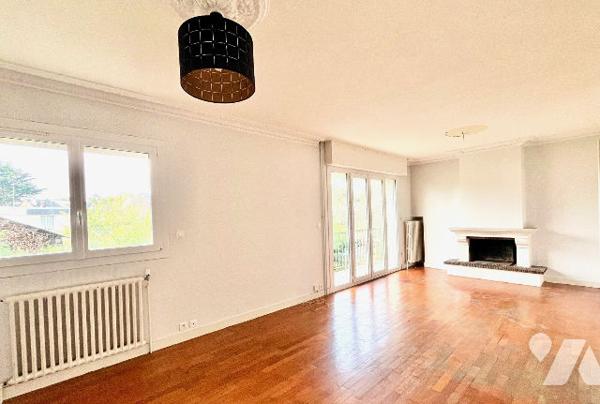 RENNES ST JACQUES - EXCLUSIF - Maison de 6 pièces dans rue calme